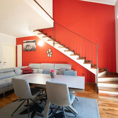 Tranquil Elegance In Appartamento *