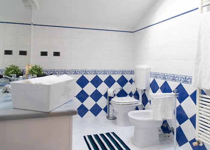 Tranquil Elegance In Appartamento